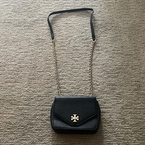 Crossbody Tory Burch camera bag